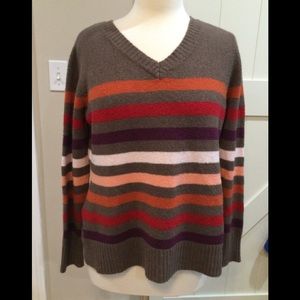 St John’s Bay petite XL v-neck long sleeve soft striped sweater